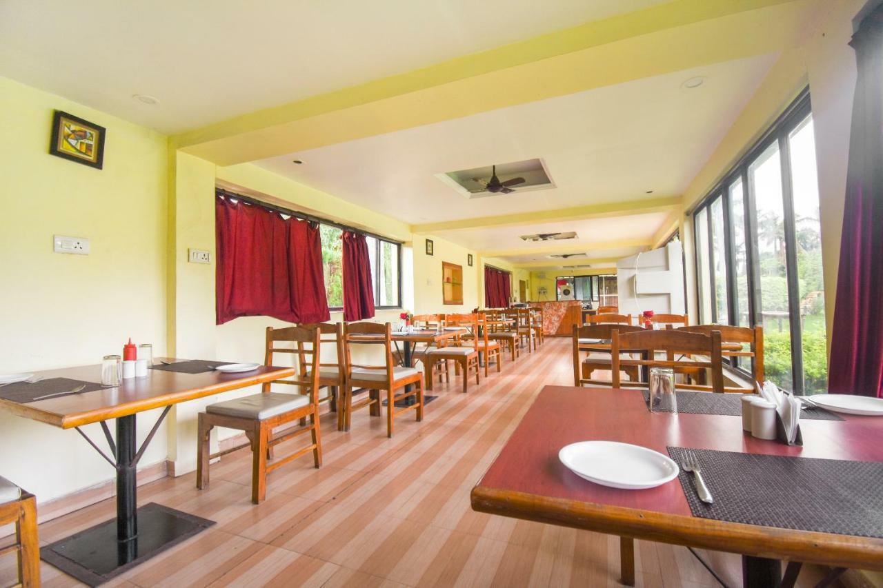 Oyo 47464 Hotel The Country Club Bilāspur Екстериор снимка