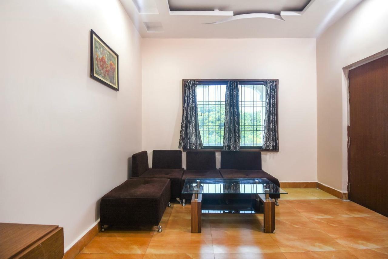Oyo 47464 Hotel The Country Club Bilāspur Екстериор снимка
